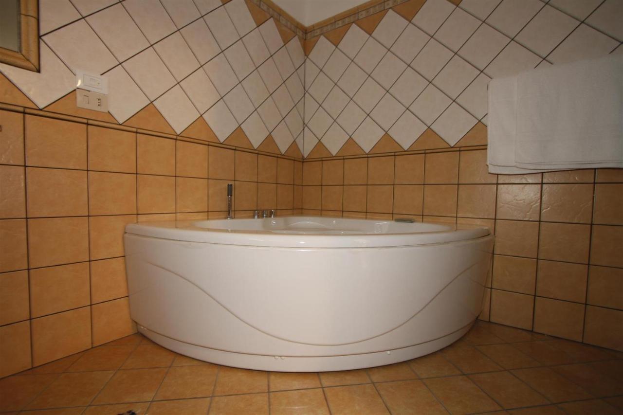 George Hotel Barcellona-Pozzo di Gotto Εξωτερικό φωτογραφία